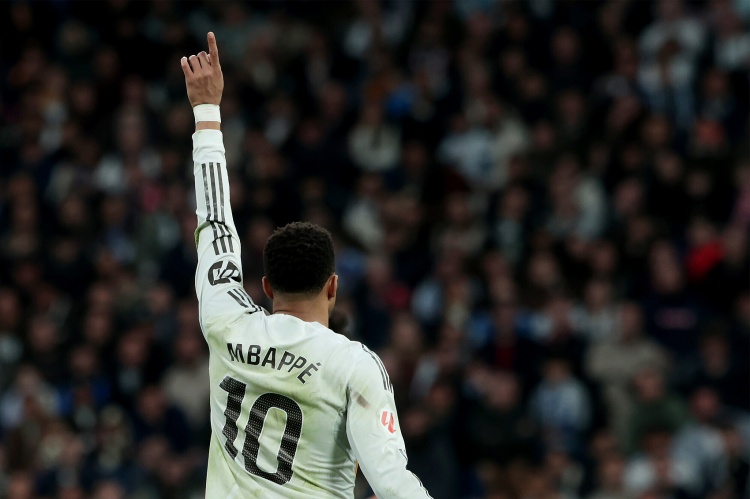 开云体育下载-三足鼎立！欧洲金靴：凯恩、姆总同积44分，哈兰德40分第3